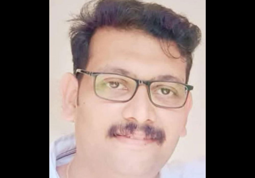  പ്രൊഫ. ജയ്സൺ ജേക്കബ് വർഗീസ് (38) അങ്കമാലി