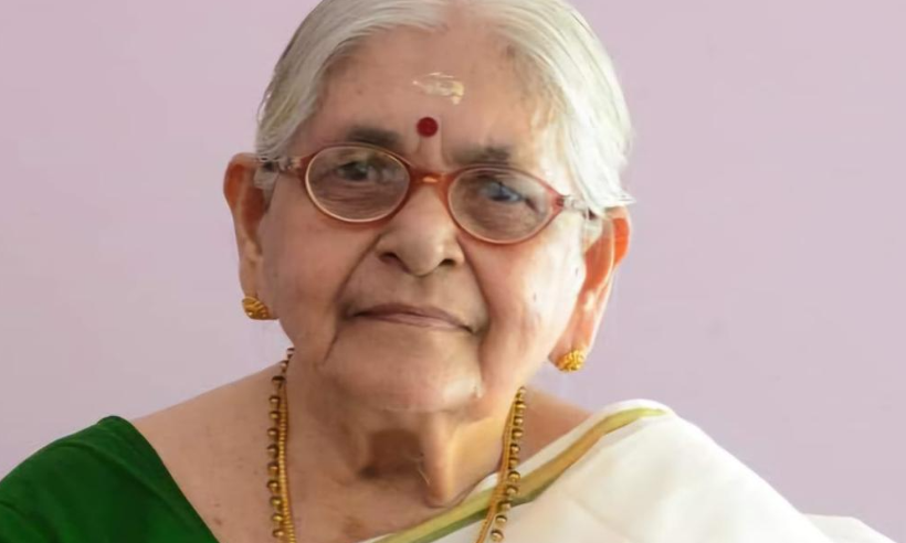 ആറാട്ടുപുഴ  മണിമല വീട്ടിൽ രത്നമ്മ (94)
