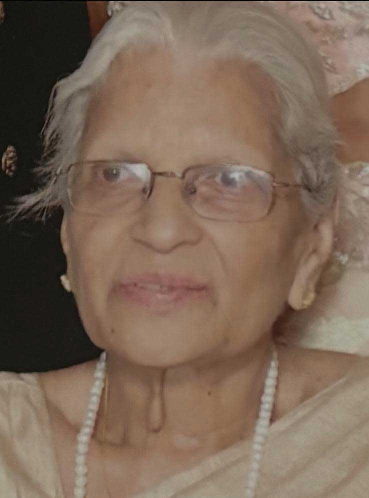 ത്രേസ്യാമ്മ ഒല്ലപ്പള്ളി