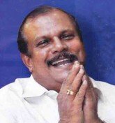 `ചീഫ്‌ വിപ്പിനെ ചീമുട്ട എറിയുന്ന ചീഫ്‌ മിനിസ്റ്ററുടെ പാര്‍ട്ടി' (ഷോളി കുമ്പിളുവേലി)