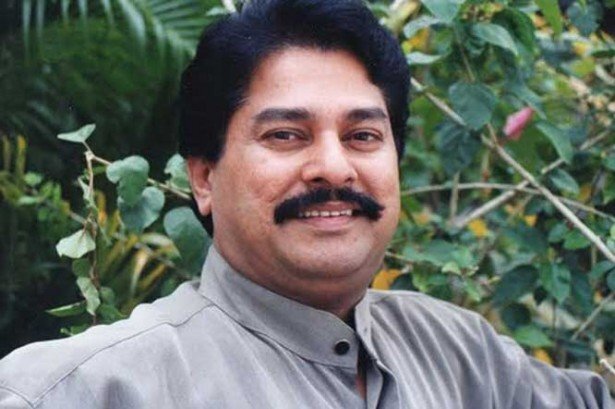ഞാനെന്തുകഴിക്കണമെന്നും, എന്തുടുക്കണമെന്നും, നിങ്ങള്‍ തീരുമാനിക്കുമ്പോള്‍ (മനോഹര്‍ തോമസ്)