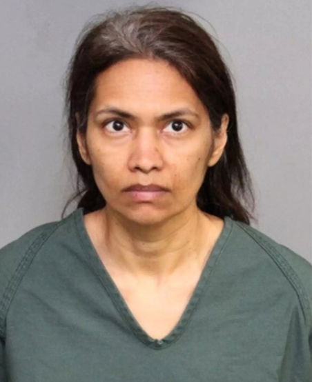 മകനെ കഴുത്തുമുറിച്ചു കൊന്നു എന്ന കുറ്റം ചുമത്തി ഇന്ത്യൻ അമേരിക്കൻ സ്ത്രീയെ അറസ്റ്റ് ചെയ്തു (പിപിഎം)