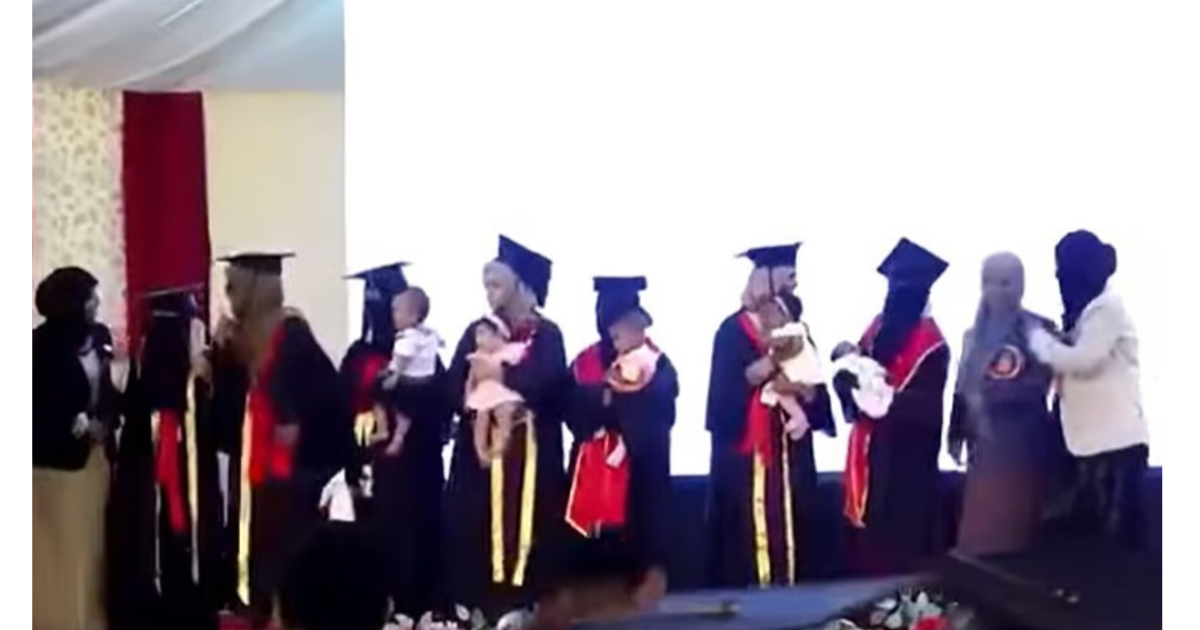 വീട്ടിലെ പ്രസവത്തിനിടെ യുവതി മരിച്ച സംഭവം ; വീണ്ടും വൈറലായി മലപ്പുറത്ത് വീട്ടില് പ്രസവിച്ച യുവതികളെ ആദരിക്കുന്ന വീഡിയോ