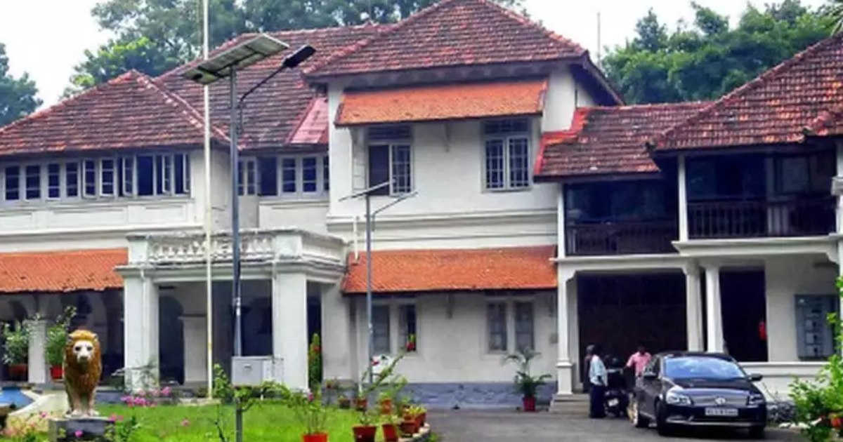 ക്ലിഫ് ഹൗസിലെ നീന്തൽ കുളത്തിനായി നാലര ലക്ഷം രൂപ അനുവദിച്ചു