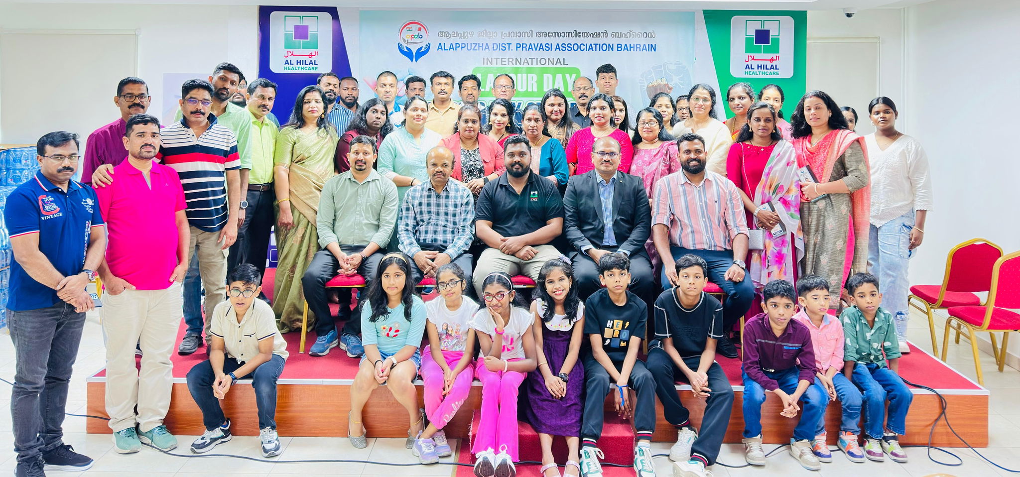 ആലപ്പുഴ ജില്ലാ പ്രവാസി അസോസിയേഷൻ ബഹ്റൈൻ മുതിർന്ന പ്രവാസികളെയും നേഴ്സുമാരെയും ആദരിച്ചു