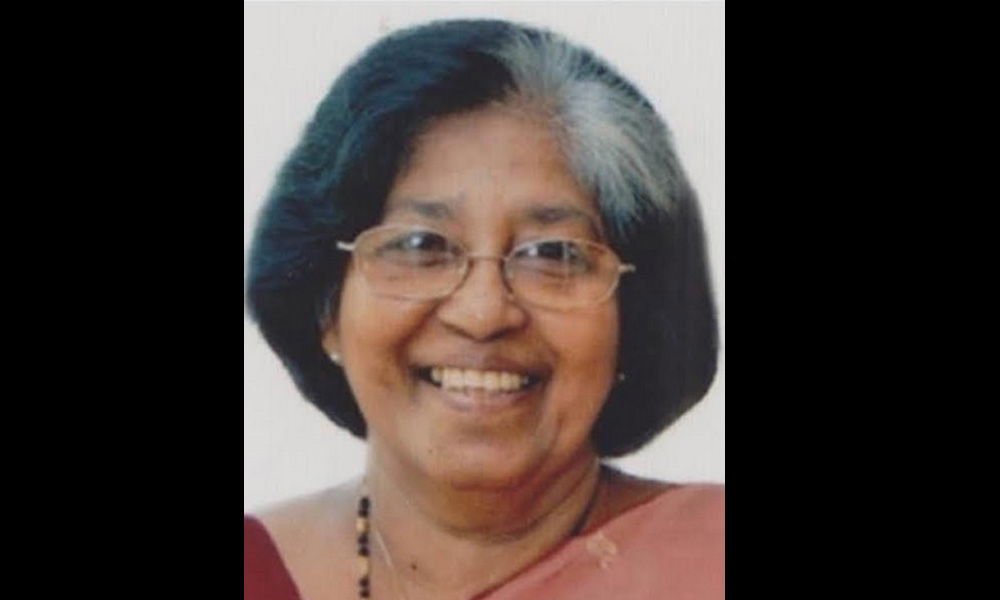 സാഹിത്യകാരൻ പ്രൊഫ.  കോശി തലയ്ക്കലിന്റെ ഭാര്യ അച്ചാമ്മ കോശി (കുഞ്ഞുമോൾ)  അന്തരിച്ചു