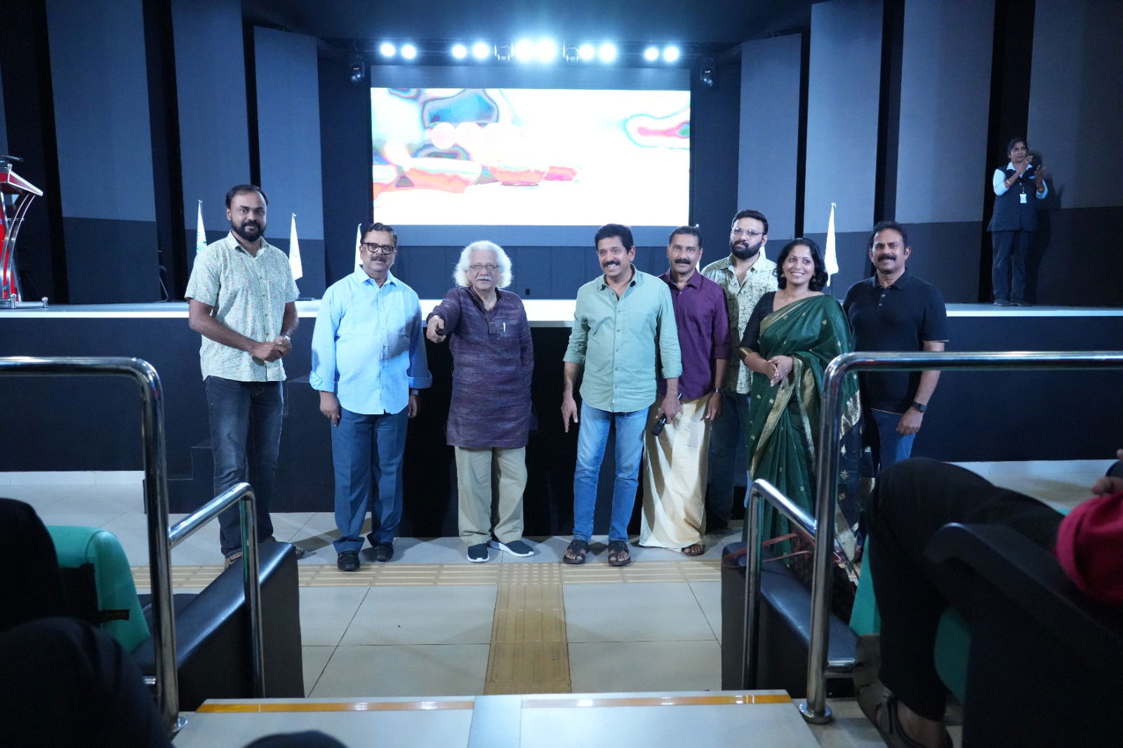 മുതുകാടിന്റെ ഭാരതയാത്ര : ഡോക്യു സിനിമ പ്രകാശനം ചെയ്തു