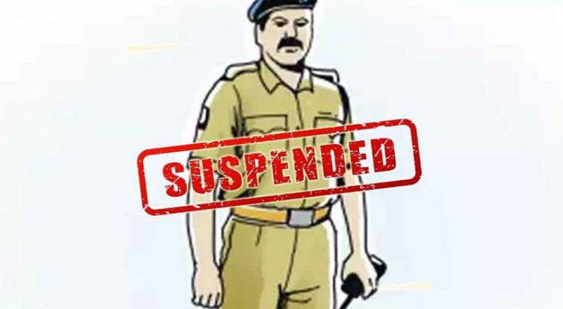 വിരമിക്കൽ പാര്‍ട്ടിയിലെ ആഘോഷം; മദ്യലഹരിയിൽ സ്റ്റേഷനിൽ കിടന്നുറങ്ങി: കമ്മീഷണറുടെ മിന്നൽ പരിശോധനയും സസ്പെൻഷനും      