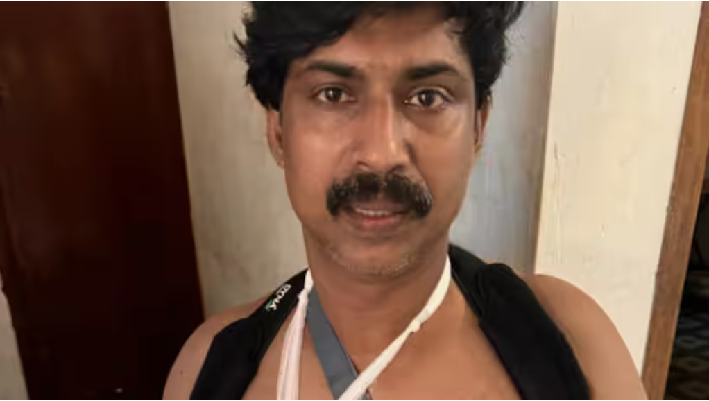 നടപ്പാതയിലേക്ക് ഓട്ടോറിക്ഷ കയറ്റി എന്നാരോപിച്ച്  പേരാമ്പ്രയിൽ ഓട്ടോ ഡ്രൈവർക്ക് ക്രൂരമർദനം