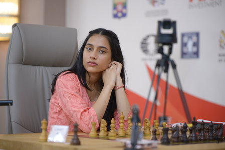 ഇന്ത്യന്‍ താരം  ദിവ്യ ദേശ്മുഖ് ലോക വനിതാ ചെസ് ചാമ്പ്യന്‍
