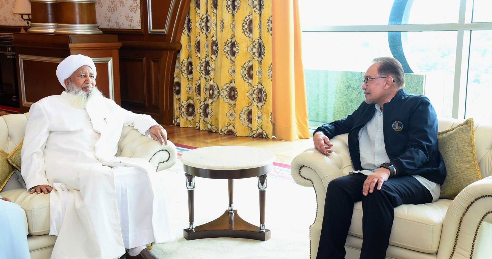 തായ്‌ലാൻഡ്-കംബോഡിയ സംഘർഷത്തിലെ മധ്യസ്ഥത: അൻവർ ഇബ്റാഹീമിന്റെ ഇടപെടൽ മാനവിക മാതൃക - ഇന്ത്യൻ ഗ്രാൻഡ് മുഫ്തി