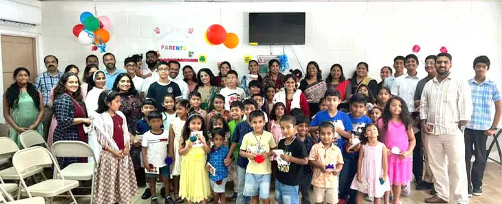 പേരന്റ്‌സ് ദിനം ആഘോഷമാക്കി താമ്പായിലെ കുഞ്ഞി പൈതങ്ങള്‍