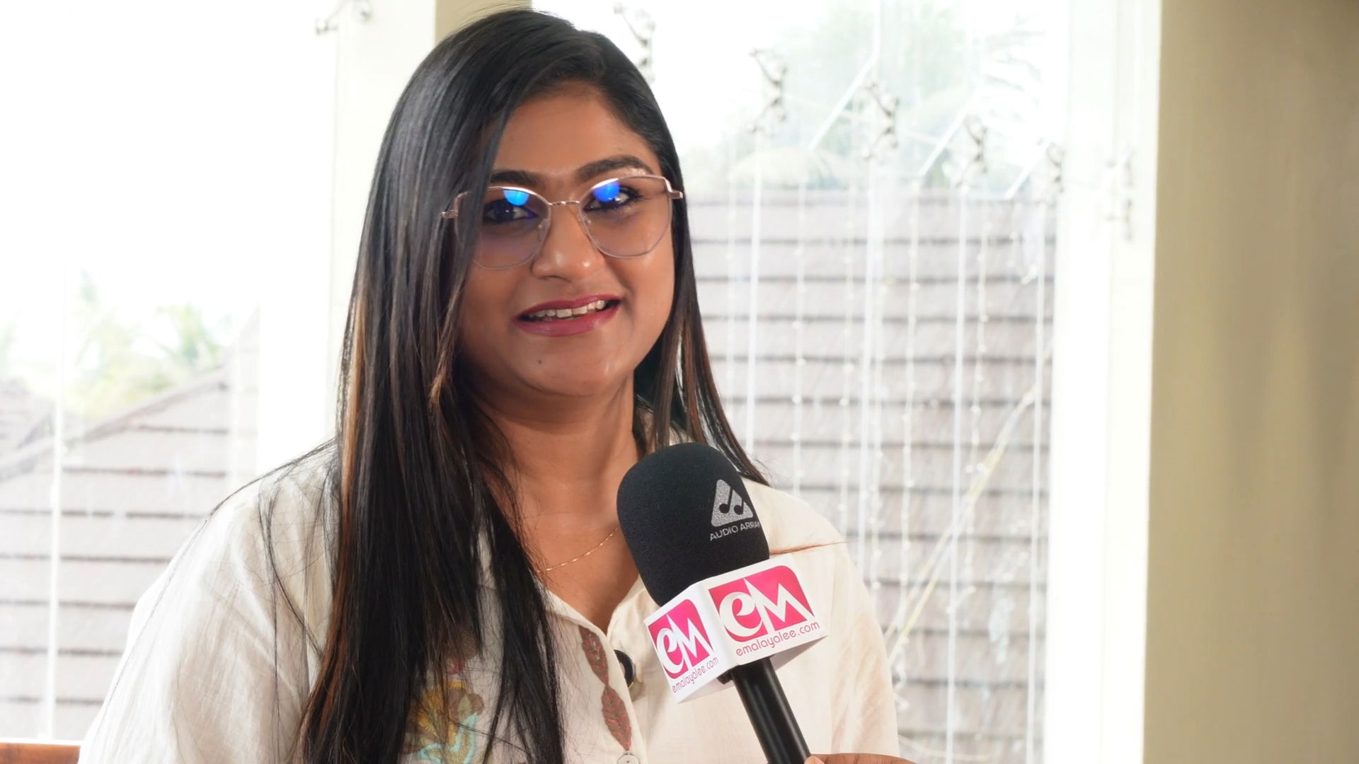 ഫൊക്കാന കൺവെൻഷൻ: സാഹിത്യപുരസ്‌കാരം നേടിയ ഫെബിന | പ്രവാസി ചാനൽ, ഇ-മലയാളിയോട് സംസാരിക്കുന്നു 