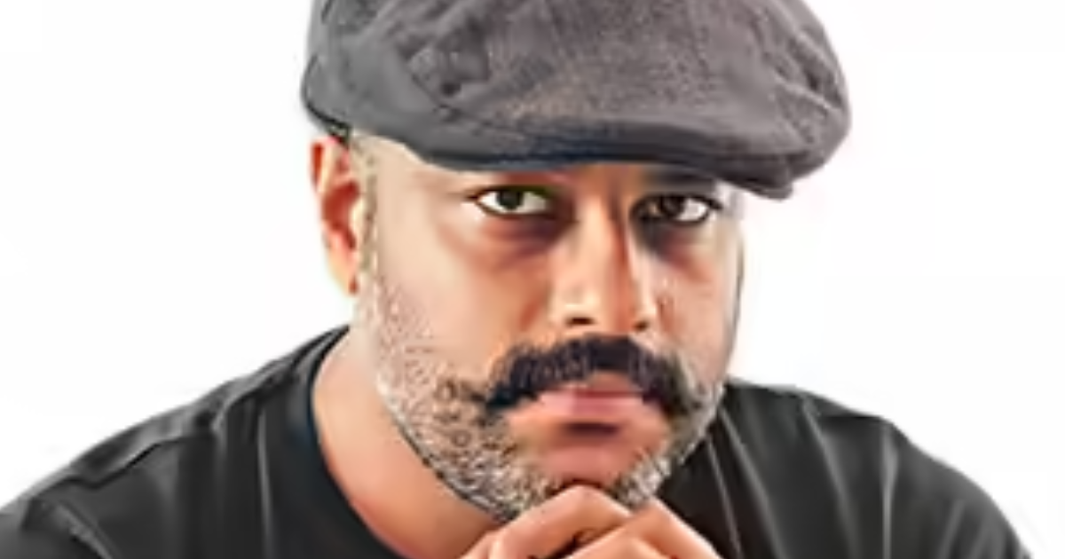 എനിക്ക് സംസാരിക്കാനുള്ളത് എന്റെ ചിത്രം സംസാരിക്കും, സിനിമ സംസാരിക്കാനുള്ളപ്പോള്‍ താന്‍ എന്തിന് പ്രതികരിക്കണം : ‘എമ്പുരാന്‍’ വിവാദത്തില്‍ മുരളി ഗോപി