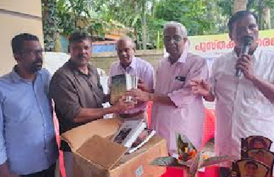 സാം നിലമ്പളളിയുടെ പുസ്തകപ്രകാശനവും അബ്ദുള്‍ പുന്നയൂര്‍ക്കുളത്തിനെ ആദരിക്കലും