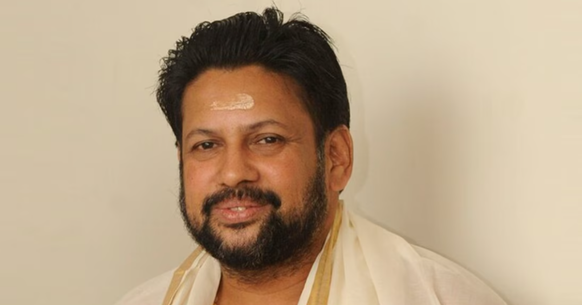 ശബരിമല വിവാദം ; ദ്വാരപാലക ശില്‍പ്പങ്ങളില്‍ സ്വര്‍ണം മങ്ങിയെന്ന് പറഞ്ഞ് തന്നെ തെറ്റിദ്ധരിപ്പിച്ചു ; മുന്‍ അഡ്മിനിസ്‌ട്രേറ്റീവ് ഓഫിസര്‍ മുരാരി ബാബുവിനെതിരെ തന്ത്രി കണ്ഠര് രാജീവര്