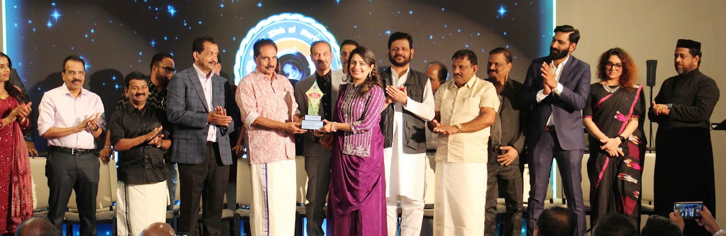 ഡോ സിമി ജെസ്റ്റോ ജോസഫിനു  ഇന്ത്യ പ്രസ്  ക്ലബിന്റെ  മീഡിയ എക്സലൻസ് അവാർഡ്