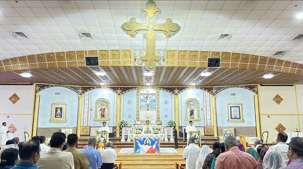 ഹ്യൂസ്റ്റണിൽ യുവജന  തിരുനാൾ  ഭക്തിസാന്ദ്രമായ സമാപ്തിയിലേക്ക്