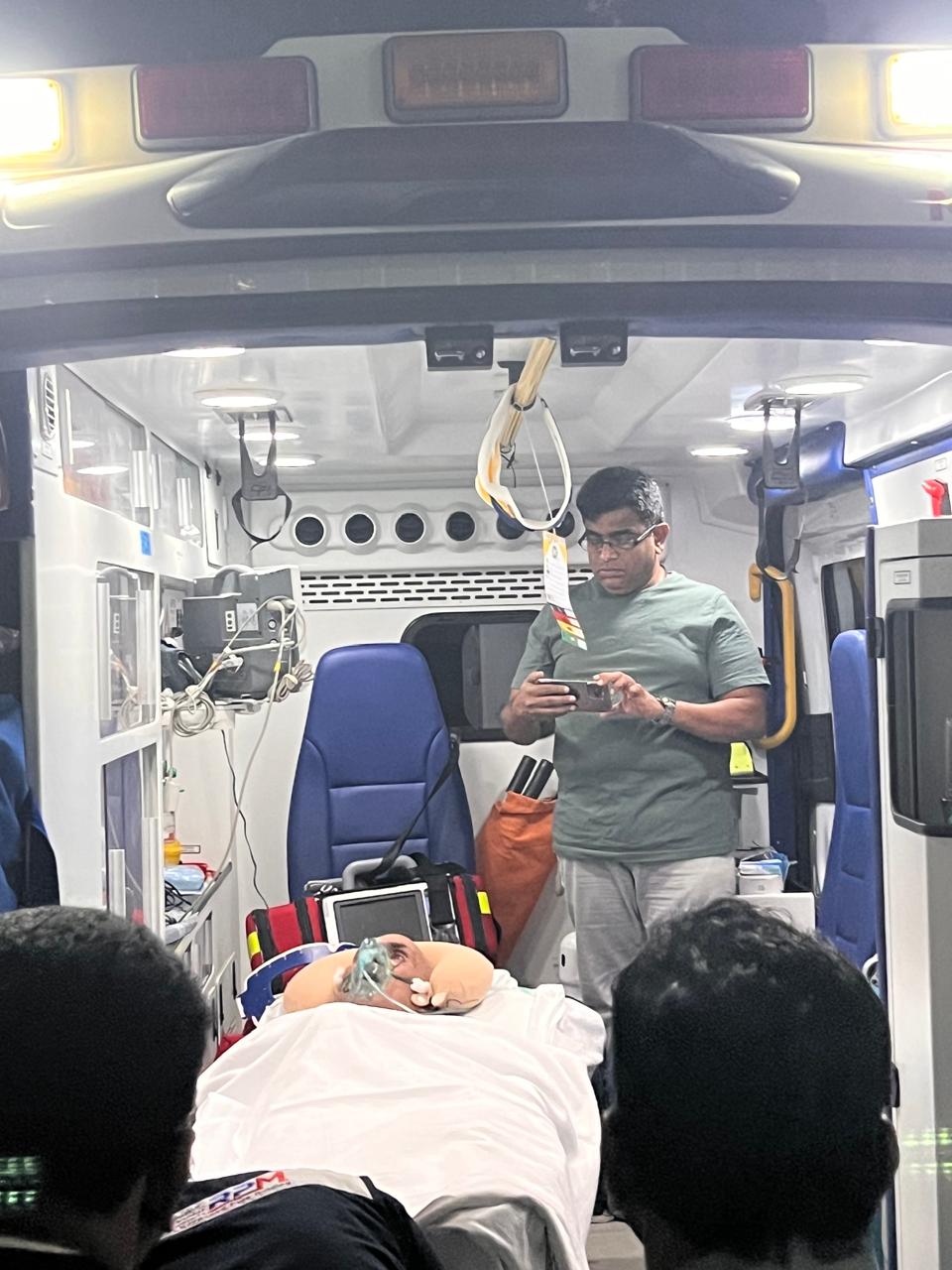 കരുണയുടെ വാതില് തുറന്നു, വീരേന്ദ്ര ഭഗത് പ്രസാദ് നാടണഞ്ഞു