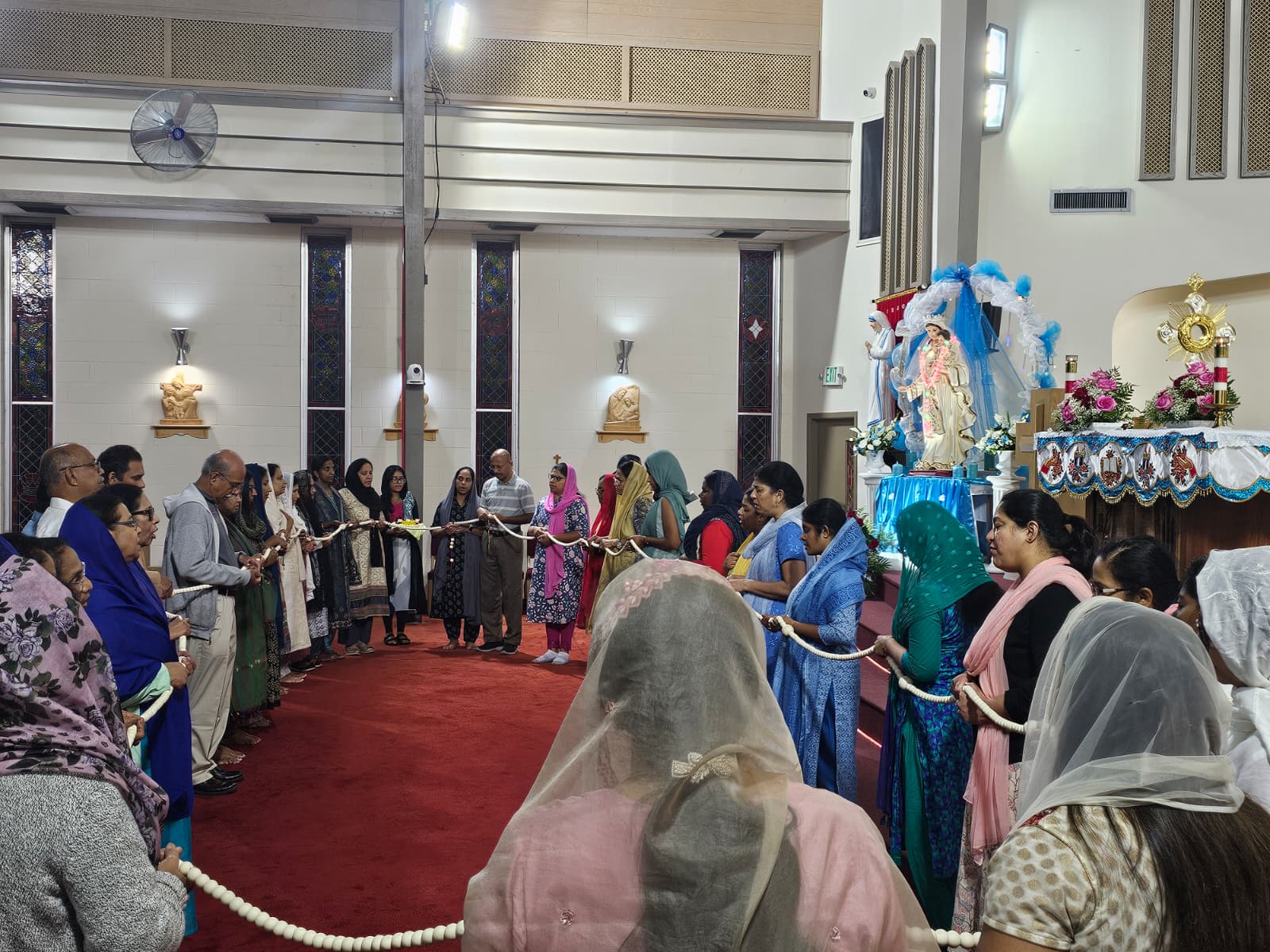 ഒരു ജപമാലയില്‍ ഏവരെയും കോര്‍ത്തൊരുക്കി ഡാളസ് ഇടവക 