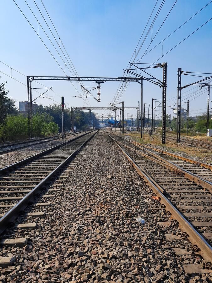 വർക്കല ട്രെയിൻ ആക്രമണം; ശ്രീക്കുട്ടിയുടെ ആരോഗ്യനില ഗുരുതരമായി തുടരുന്നു; വെന്റിലേറ്റർ സഹായത്തിൽ ചികിത്സ