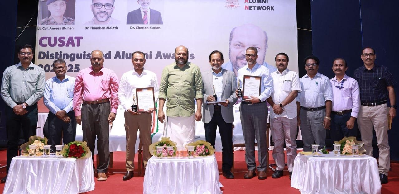 കുസാറ്റ് ഡിസ്റ്റിൻഗ്വിഷ്ഡ് അലുമിനി അവാർഡ് വിതരണം ചെയ്തു