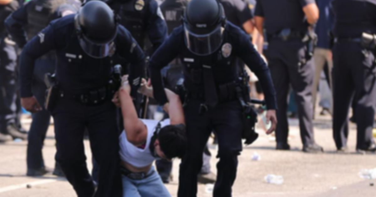 സോമാലിയൻ കുടിയേറ്റക്കാരെ തിരഞ്ഞു ഐസ് ഏജന്റുമാർ മിനിയപൊളിസിൽ (പിപിഎം)