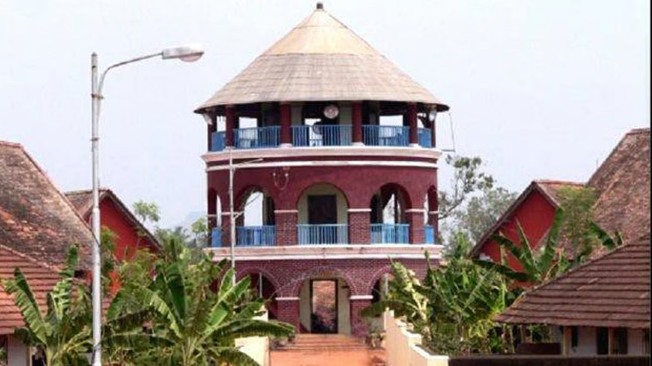 പൂജപ്പുര സെൻട്രൽ ജയിലിൽ തടവുകാരൻ ജീവനൊടുക്കി; തൂങ്ങിമരിച്ചത് കൊലക്കേസ് പ്രതി