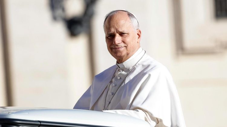 സമർപ്പിതജീവിതം പൂർണ്ണമായ അർപ്പണത്തിന്റെ ജീവിതമായിരിക്കണം: ലിയോ പതിനാലാമൻ പാപ്പാ