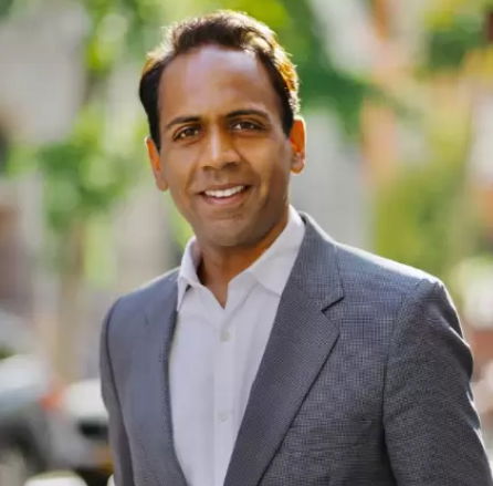 ഇന്ത്യൻ അമേരിക്കൻ സ്ഥാനാർഥിയെ ന്യൂ യോർക്കിൽ പ്രതിഷേധത്തിനിടെ അറസ്റ്റ് ചെയ്തു (പിപിഎം)