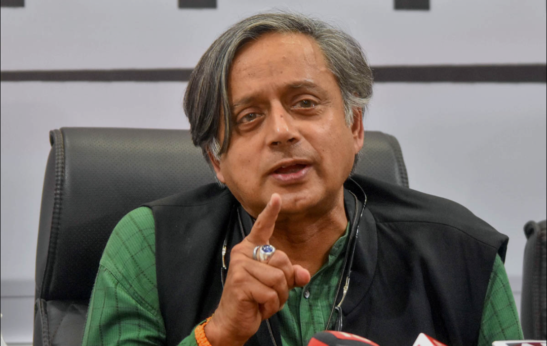 "മുസ്ലിം ലീഗ് 24- 25 സീറ്റു നേടിയാലും താന് അതിശയിക്കില്ല" ; യുഡിഎഫ് 2011-ലേക്കാൾ മികച്ച നേട്ടം കൈവരിക്കുമെന്ന് ശശി തരൂർ