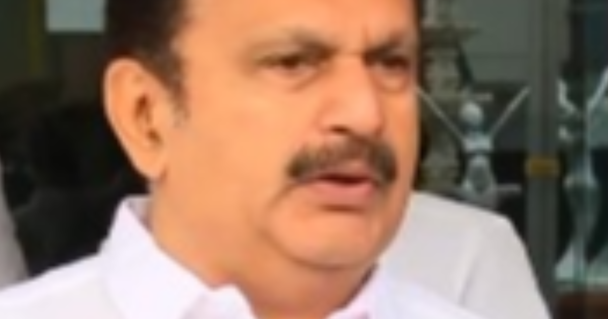 കെ മുരളീധരനെ അനുനയിപ്പിച്ച് നേതൃത്വം; വൈദ്യുതിക്ക് പകരം ആരോഗ്യവും ദേവസ്വവും നല്കി