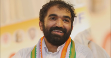 ചാണ്ടി ഉമ്മന് മന്ത്രിസ്ഥാനമില്ല; വി.ഡി. സതീശൻ സർക്കാരിന്റെ സത്യപ്രതിജ്ഞാ ചടങ്ങ് ബഹിഷ്‌കരിച്ച് ഉമ്മൻചാണ്ടിയുടെ കുടുംബം