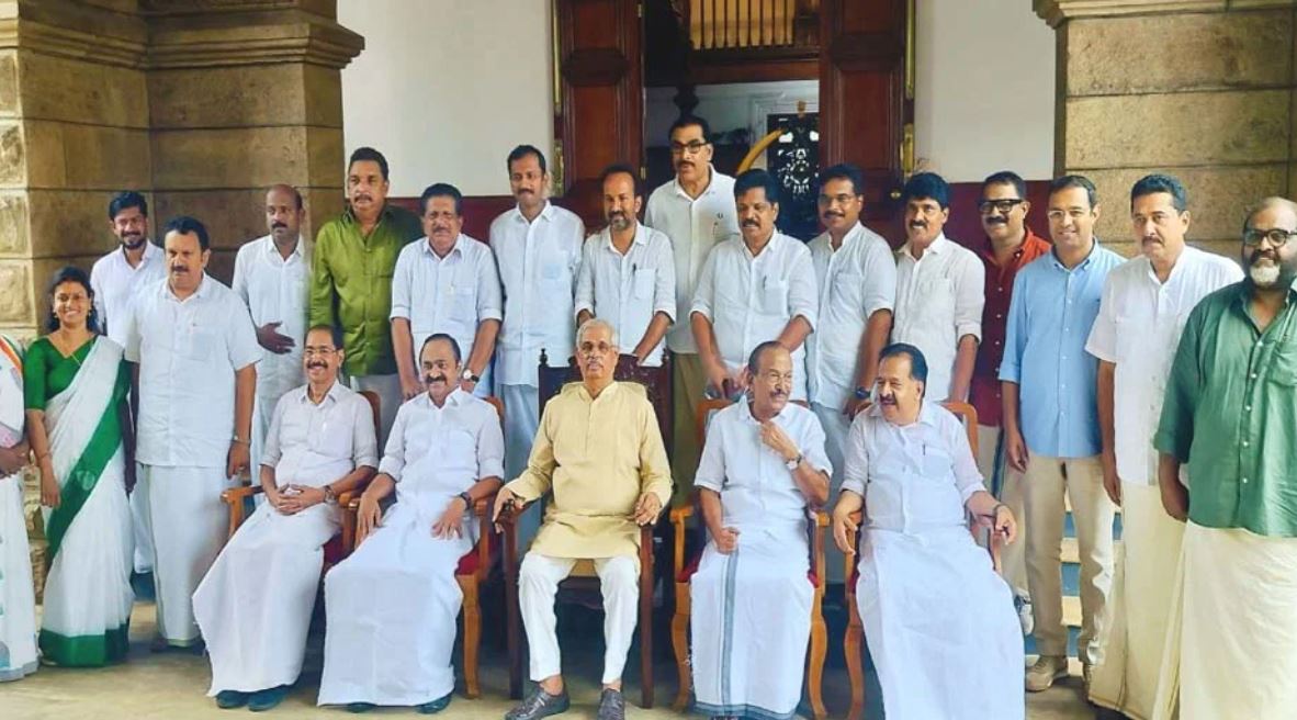 മന്ത്രിമാർ അത്ര  പോരാ; എന്നാലും സമയം കൊടുക്കാം   (അമേരിക്കൻ വീക്ഷണം)
