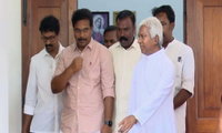 ലത്തീന്‍ സഭയെ അനുനയിപ്പിക്കാന്‍ ആസ്ഥാനത്തെത്തി ഫിഷറീസ് മന്ത്രി അബ്ദുല്‍ ഗഫൂര്‍;കരയുന്ന കുഞ്ഞിനേ പാലുള്ളൂവെന്ന് സഭാ പ്രതിനിധി