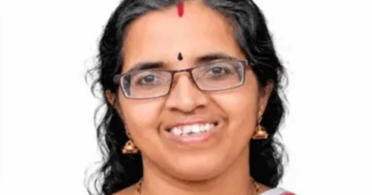 വിറകടുപ്പിൽ നിന്ന് വസ്ത്രത്തിലേക്ക് തീ പടർന്ന് പൊള്ളലേറ്റ്   വീട്ടമ്മയ്ക്ക് ദാരുണാന്ത്യം