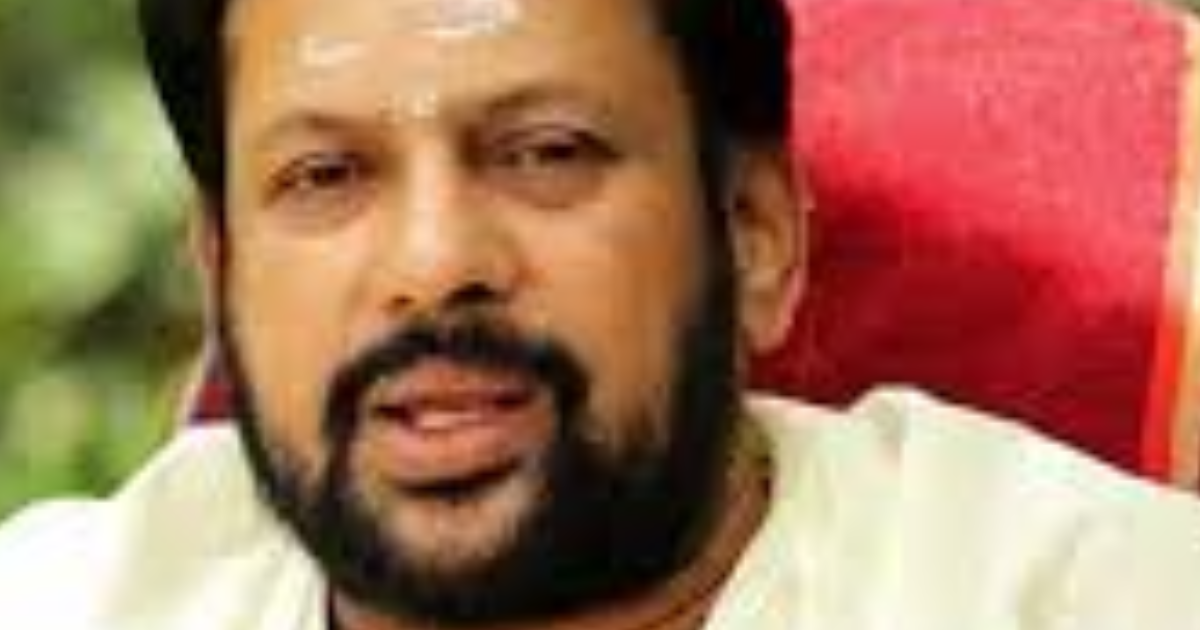 ശബരിമല സ്വര്ണക്കൊള്ള: തന്ത്രി കണ്ഠര് രാജീവരുടെ ജാമ്യം റദ്ദാക്കില്ലെന്ന് ഹൈക്കോടതി