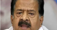 ആലപ്പുഴയിലെ സ്കൂളിൽ   മന്ത്രി രമേശ് ചെന്നിത്തലയുടെ സന്ദർശനം; എസ്എഫ്ഐ പ്രവർത്തകരെ കരുതൽ തടങ്കലിലാക്കി