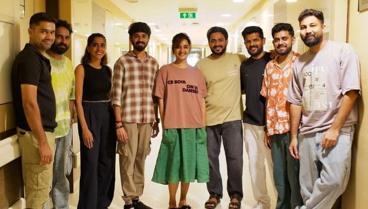 മഞ്ജുവാര്യരുടെ 'ഹാപ്പിലൂപ്പ് ' ഷെഡ്യൂള് പാക്കപ്പ്.