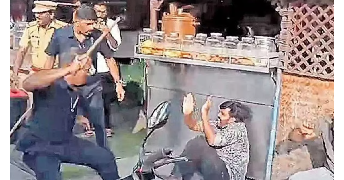 നവകേരള മർദ്ദനക്കേസ്: മുൻ മുഖ്യമന്ത്രിയുടെ ഗൺമാൻ ഉൾപ്പെടെ അഞ്ച് സുരക്ഷാ ഉദ്യോഗസ്ഥർക്ക് മുൻകൂർ ജാമ്യം