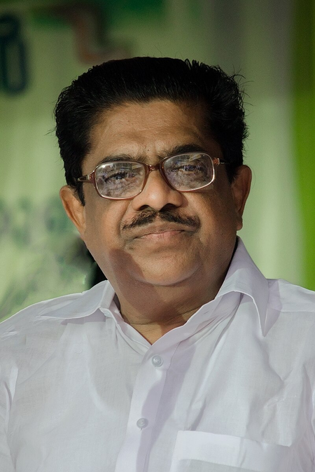 വീര്യം കുറഞ്ഞ മദ്യത്തിന് നികുതി ഇളവ്; സർക്കാർ തീരുമാനത്തിനെതിരെ വി.എം. സുധീരൻ