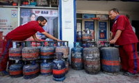 വാണിജ്യ എല്‍പിജി സിലിണ്ടറുകള്‍ക്കുള്ള നിയന്ത്രണം നീക്കി