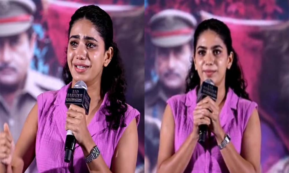 കുറച്ചു കൂടി നന്നാക്കണം എന്ന് പറയാറുള്ള അച്ഛന് ഇത്തവണ ഏറെ പ്രശംസിച്ചു,' വേദിയില് കണ്ണ് നിറഞ്ഞ് ദീപ തോമസ്