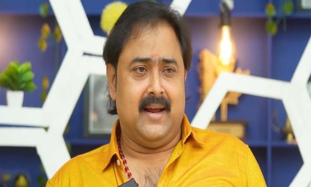ഇഞ്ചക്ഷനും സ്റ്റീറോയിഡുകളുമായാണ് ജീവിതം മുന്നോട്ടുപോകുന്നത്, ബാഗ് നിറയെ മരുന്നുകളുമായാണ് നടപ്പ്; കിഷോര്