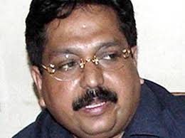 വിരമിച്ച ശേഷവും ഔദ്യോഗിക കാറിൽ യാത്ര; തച്ചങ്കരിക്ക് ഹൈക്കോടതിയുടെ നോട്ടീസ്