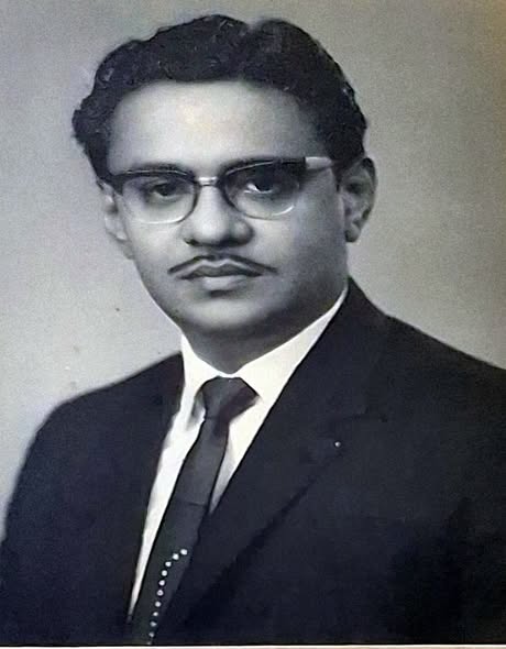 എസ്.കെ. നായർ  ('മലയാളനാട്') : ആർ. ഗോപാലകൃഷ്ണൻ
