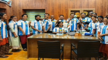 പന്തളം നഗരസഭയിൽ  അർജൻ്റീന  ജഴ്‌സി ധരിച്ച് ജീവനക്കാർ ഓഫീസിലെത്തി