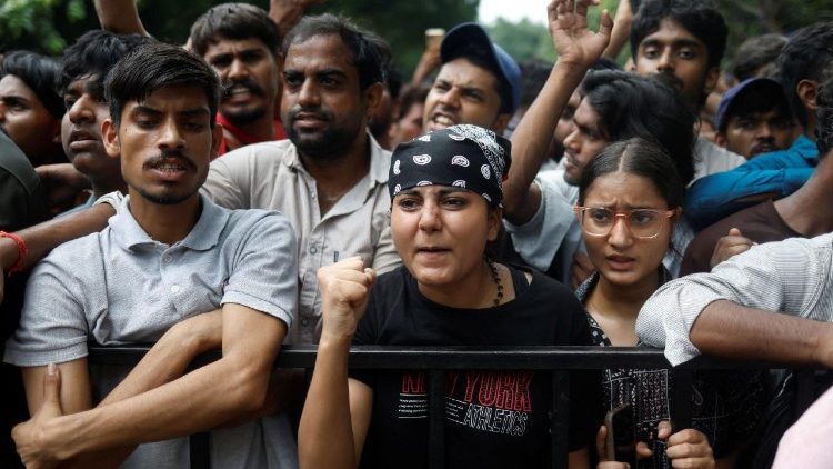 ഭാരതത്തിലെ വിദ്യാർത്ഥി പ്രക്ഷോഭം: കത്തോലിക്കാ മെത്രാൻ സമിതി അപലപിച്ചു