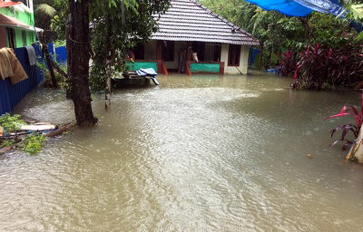കനത്ത മഴ; 7  ജില്ലകളിലെ വിദ്യാഭ്യാസ സ്ഥാപനങ്ങള്‍ക്ക് നാളെ അവധി