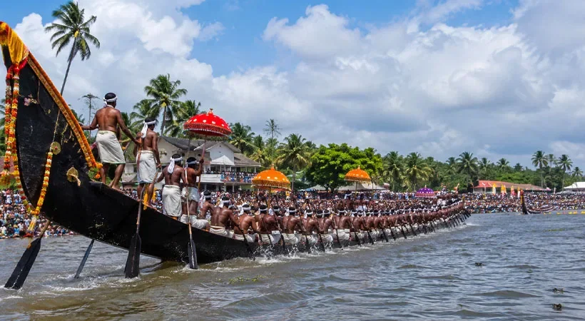 നെഹ്റു ട്രോഫി വള്ളംകളി; ആലപ്പുഴ ജില്ലയിൽ നാളെ പ്രാദേശിക അവധി പ്രഖ്യാപിച്ചു